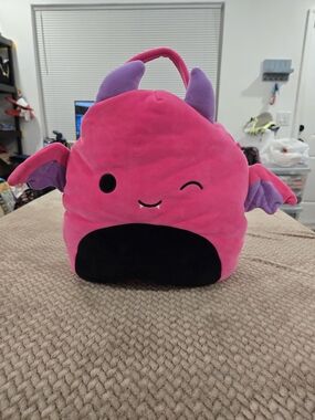 Squishmallows Pink Devil Plush Bag Tote Bat Wings Horns. Halloween.